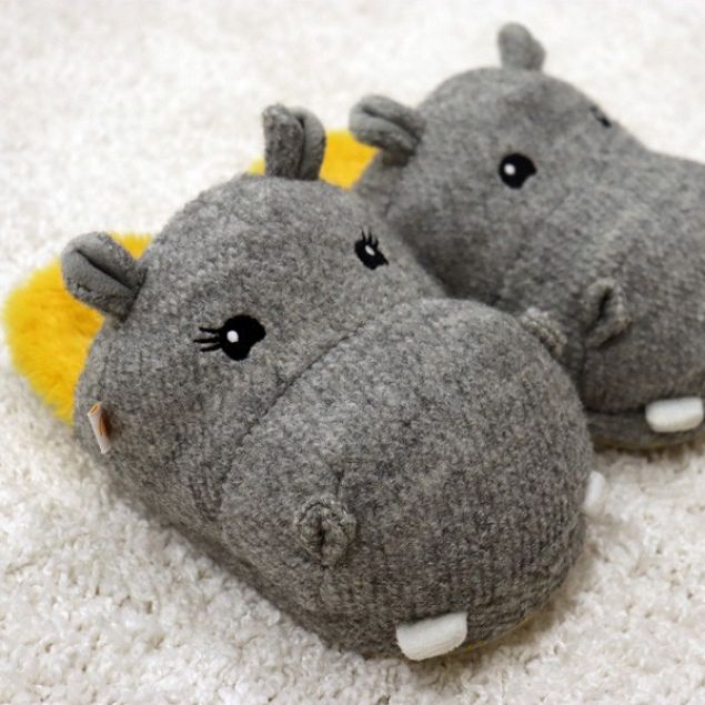Tapi Slippers
